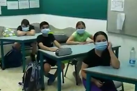 Mascarillas profesora de Israel